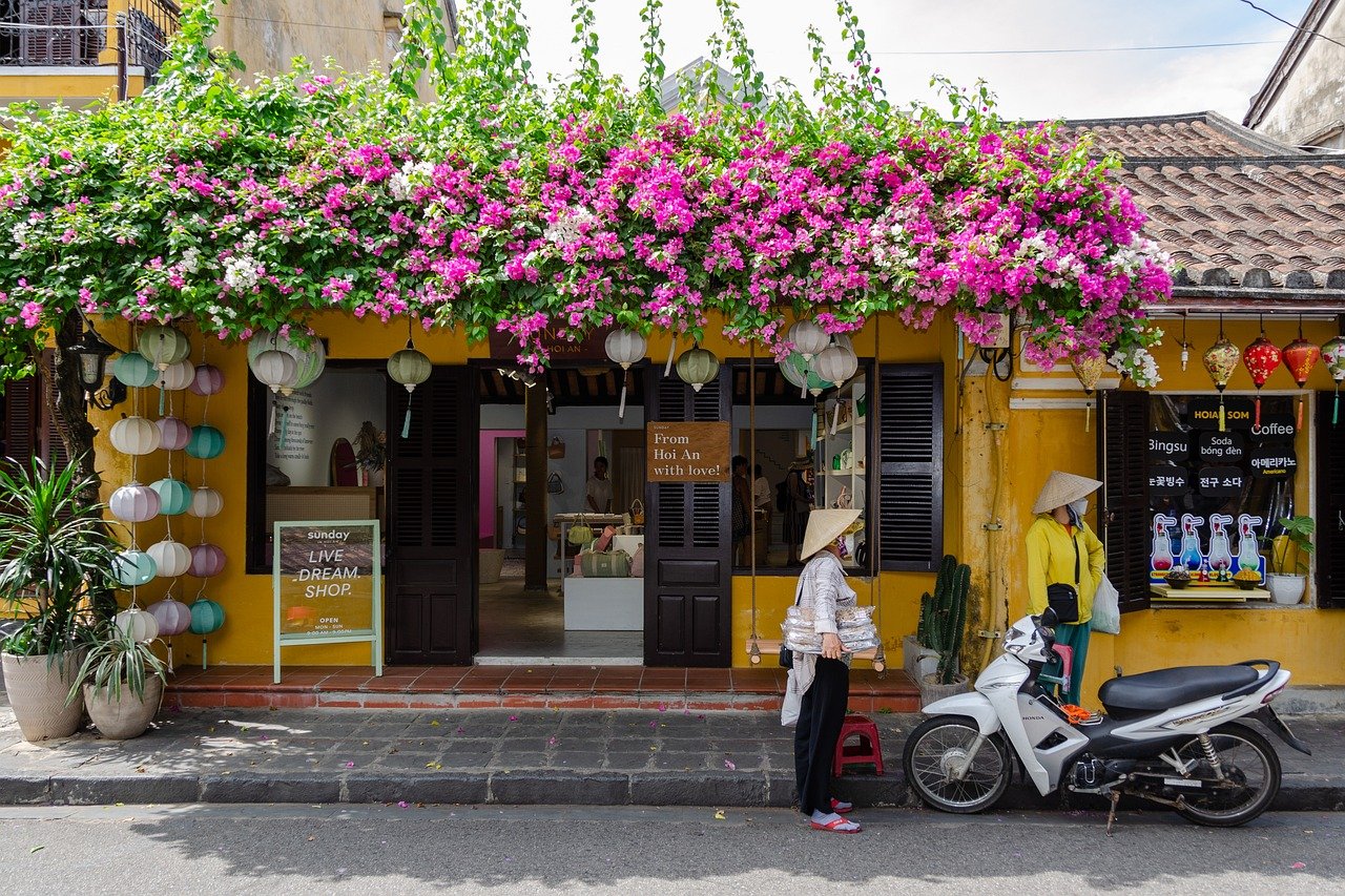 hoi an, people, shop-8104131.jpg